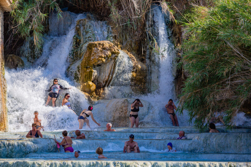 Cascate di Saturnia e Pitigliano in Bus