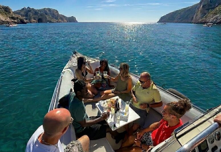 In barca all'Argentario Mezza Giornata o Tramonto